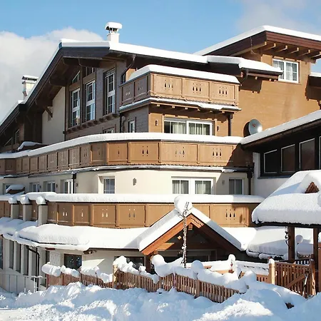 Ski-In Ski-Out Brunner Apartment Top 2 アパート *