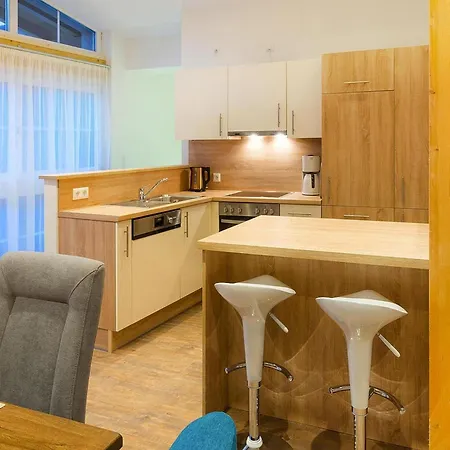 アパート Ski-In Ski-Out Brunner Apartment Top 2 ニーデラウ